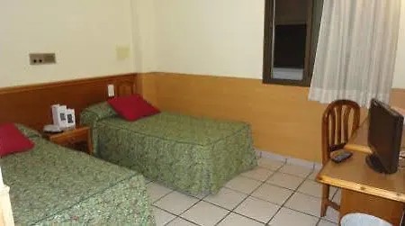 Hotel Pitiusa 3*